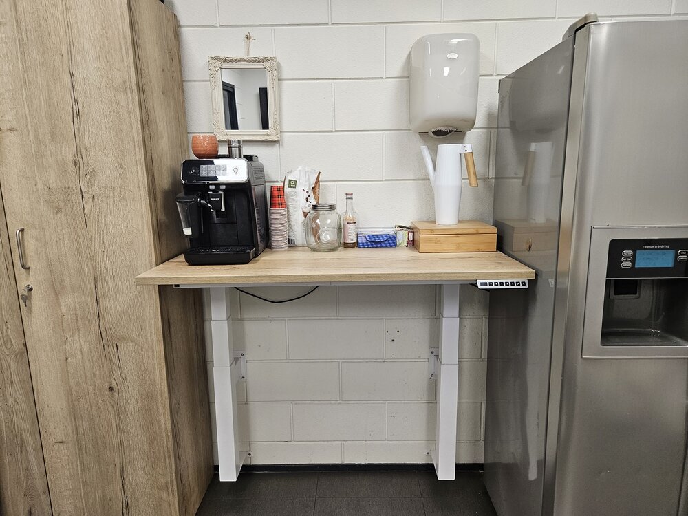 WallDesk Duo | Wand H&ouml;henverstellbarer Tisch Elektrisch